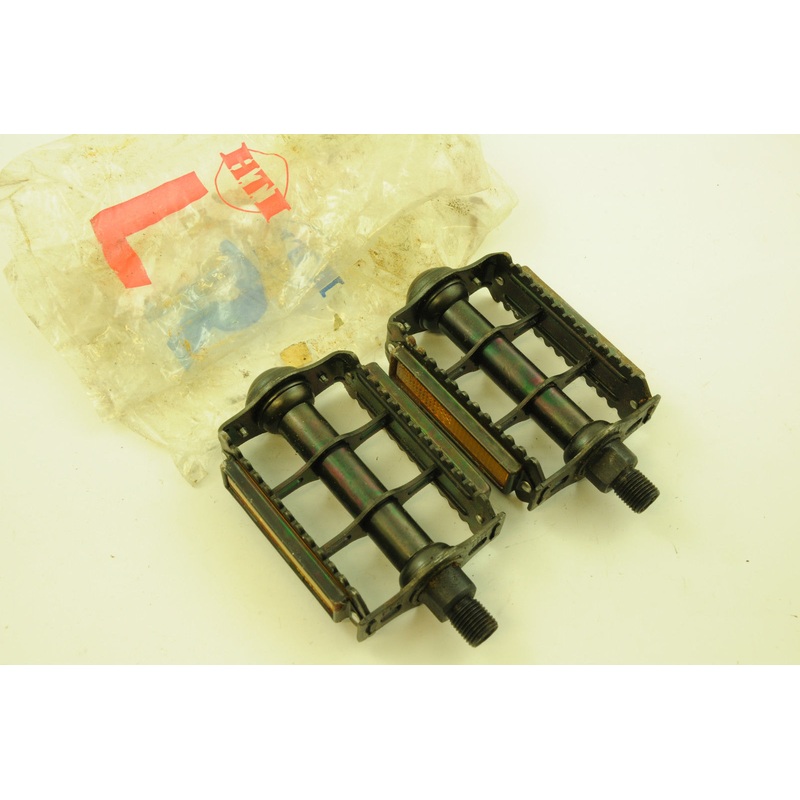 OLD SCHOOL BMX HTI RAT TRAP 1-2 PEDALS NEW OLD STOCK MADE IN 80s SALE REDUCED
