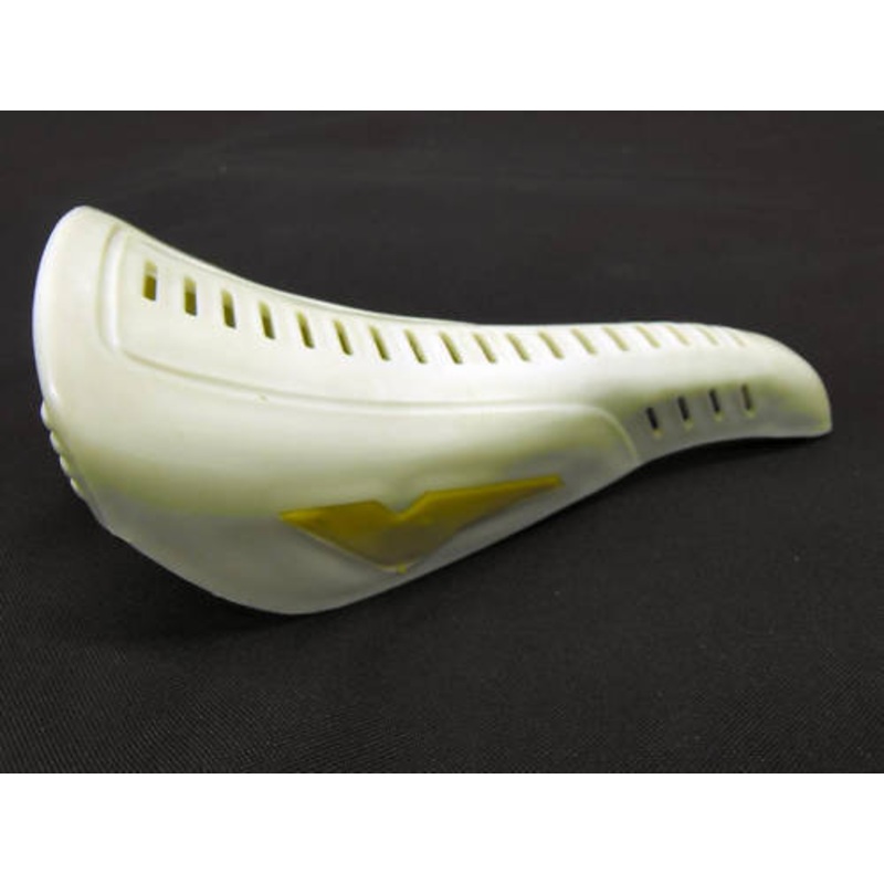 RALEIGH BURNER AEROYAL TYPE OLD SCHOOL BMX WHITE 80’s ISCASELLE  BMX SADDLE NOS