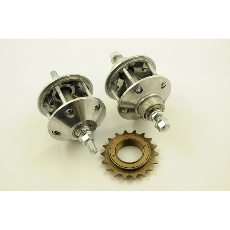 PAIR ACORN BMX MAG WHEEL HUBS, NEW OLD STOCK BRITISH MADE IN 80’s CAST ALLOY NOS