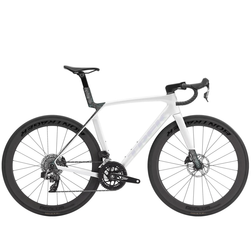 Madone SL 6 AXS Gen 8|Gloss Crystal White/Matte Deep Smoke|X-Small|Small|Medium|Medium/Large|Large|X-Large