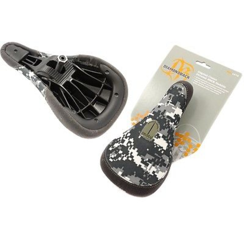 DIAMOND BACK DIGITAL CAMO PIVOTAL BMX SADDLE ,LIGHT BMX SEAT, 50% OFF RRP